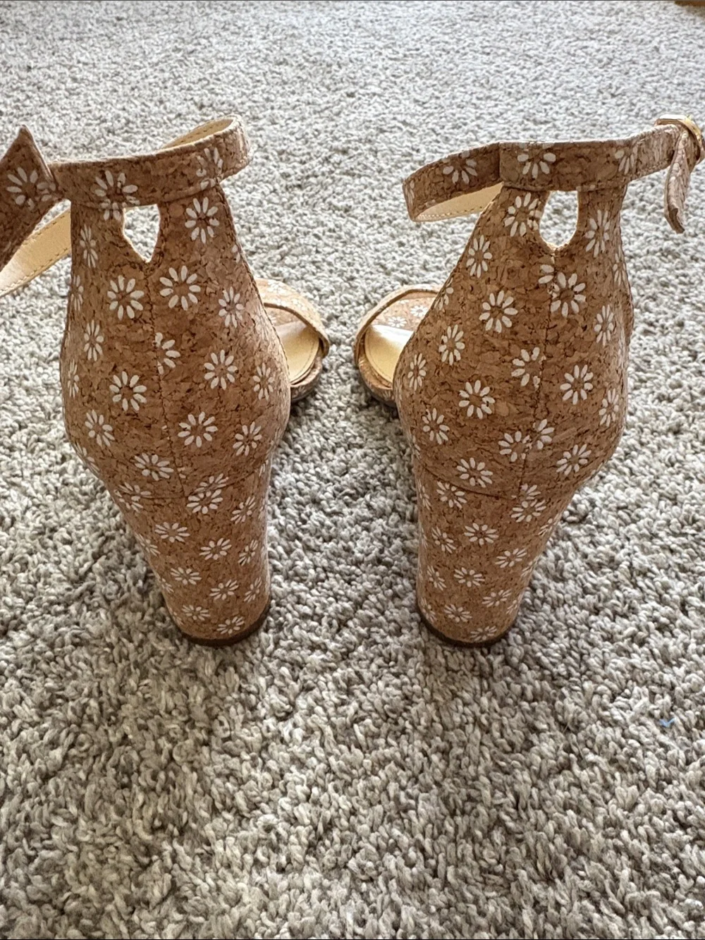 Jessica Simpson Heels - Picture 3 of 5